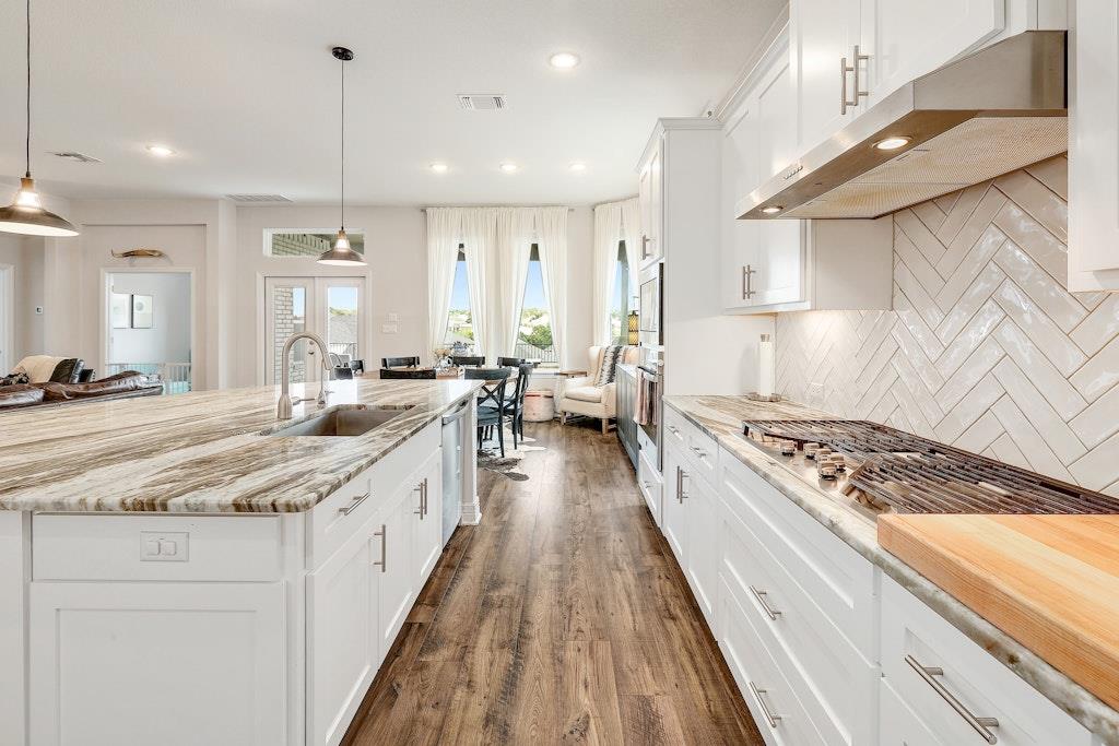805 Karst Cove Georgetown, TX 78628 - Photo 14 of 36