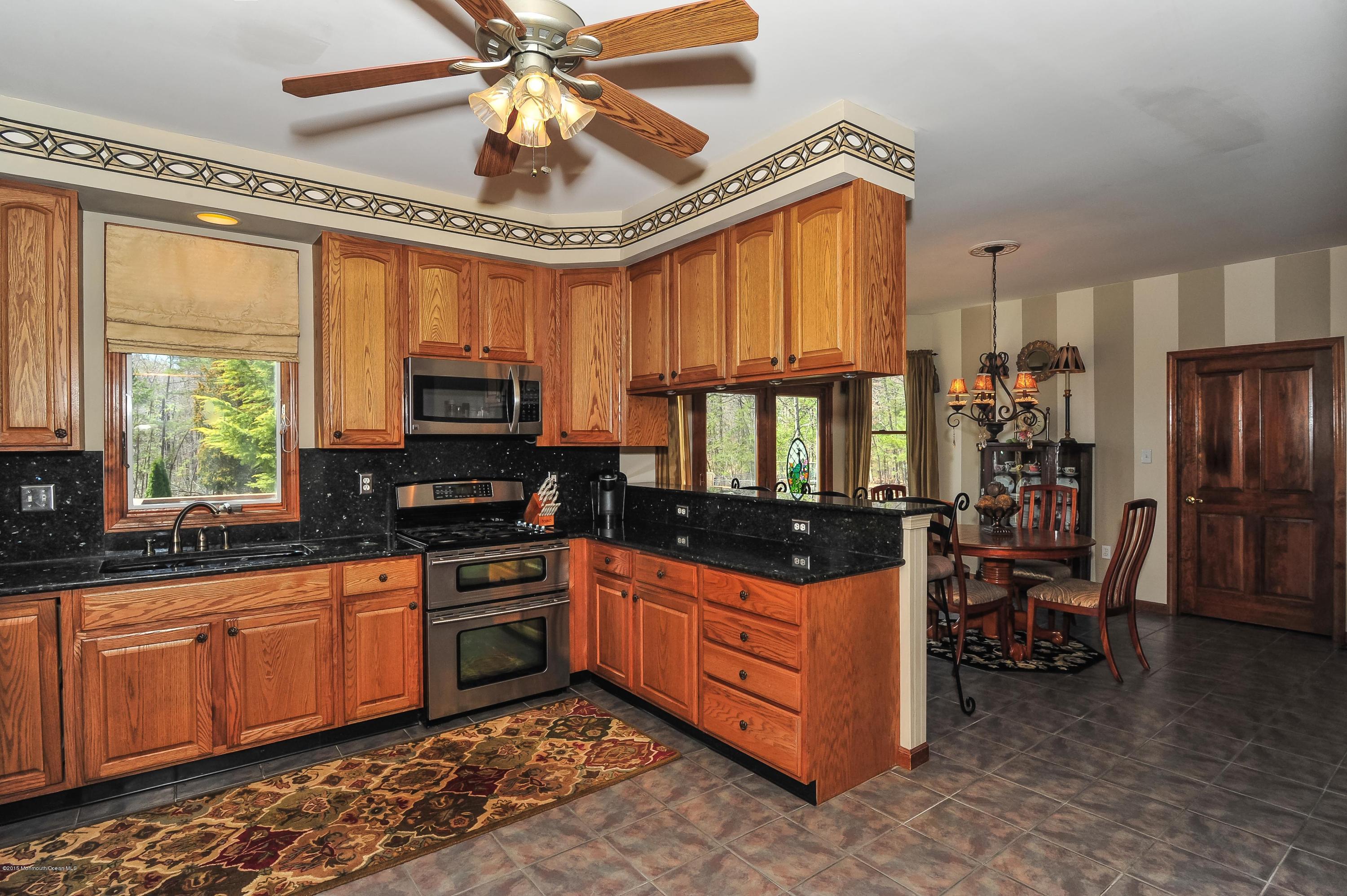 310 Clearstream Road Jackson, NJ 08527 - Photo 9 of 28 DSC_8616