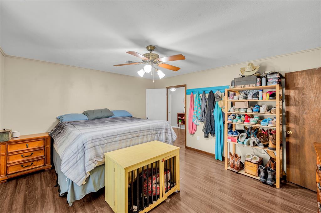 609 South Elm Street Weatherford, TX 76086 - Photo 13 of 35