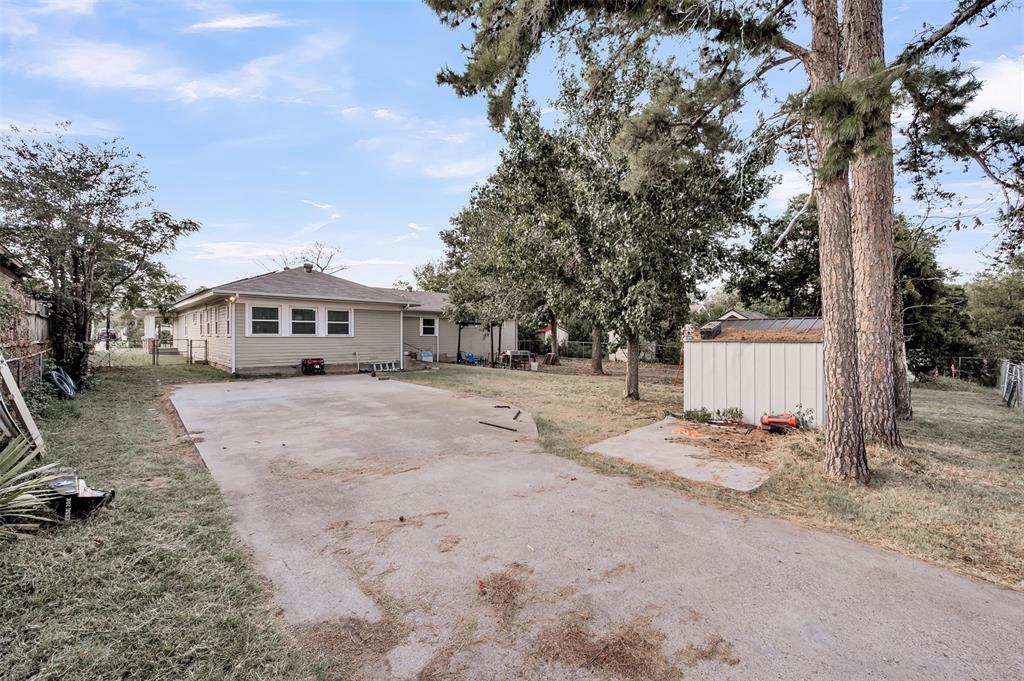 609 South Elm Street Weatherford, TX 76086 - Photo 29 of 35