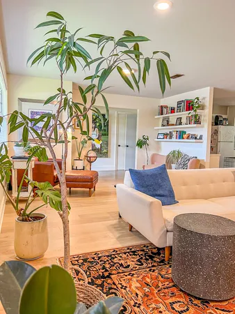 $2,800 | 205 West Covington Drive, Austin, TX 78753