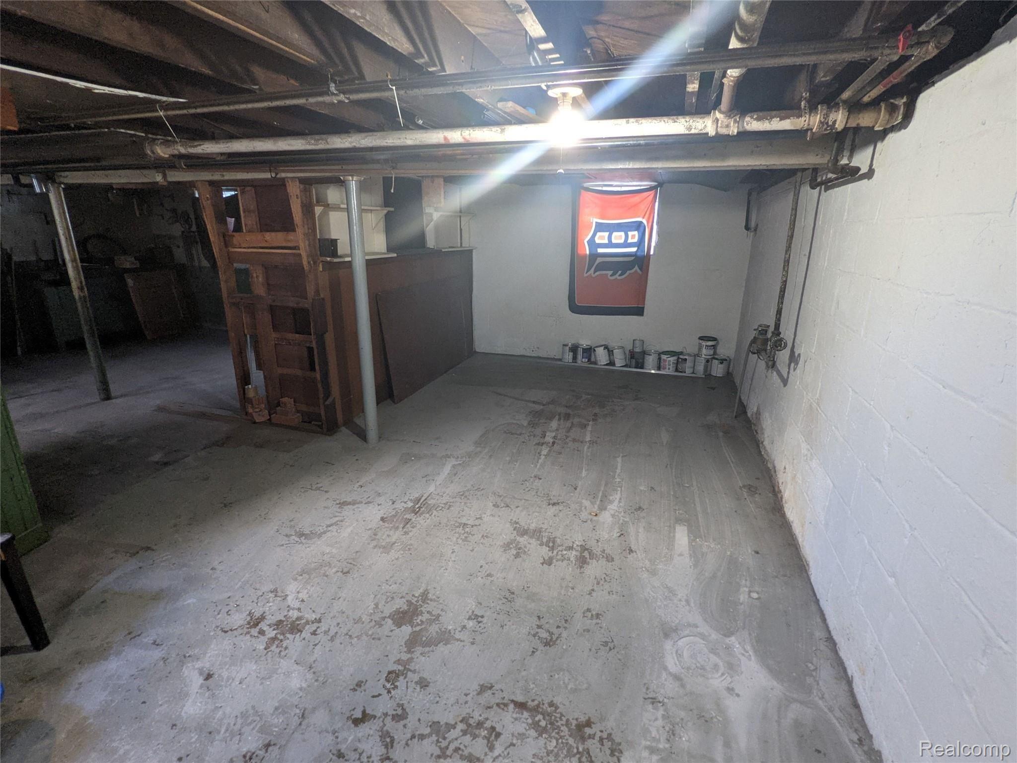 131 Elm Street River Rouge, MI 48218 - Photo 18 of 44 PXL_20210409_145927167.jpg