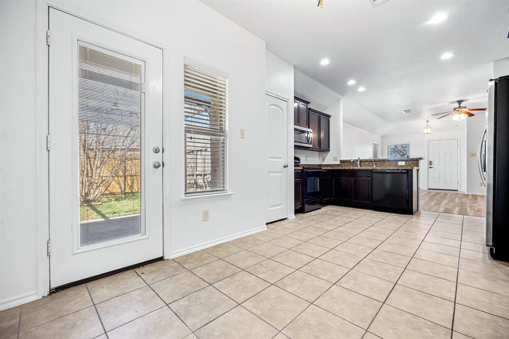 608 West Grove Circle Anna, TX 75409 - Photo 5 of 18