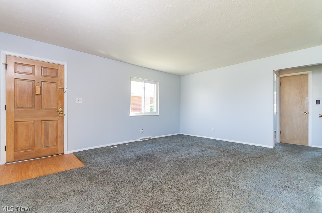 5651 Broadview Road, Unit B10 Cleveland, OH 44134 - Photo 5 of 18