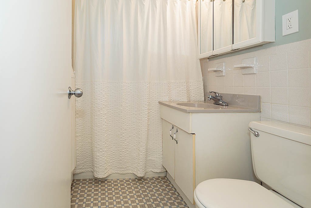 33 Jacqueline Road, Unit C Waltham, MA 02452 - Photo 12 of 22 Gallery Image 12