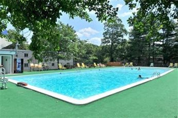 33 Jacqueline Road, Unit C Waltham, MA 02452 - Photo 17 of 22 Gallery Image 17