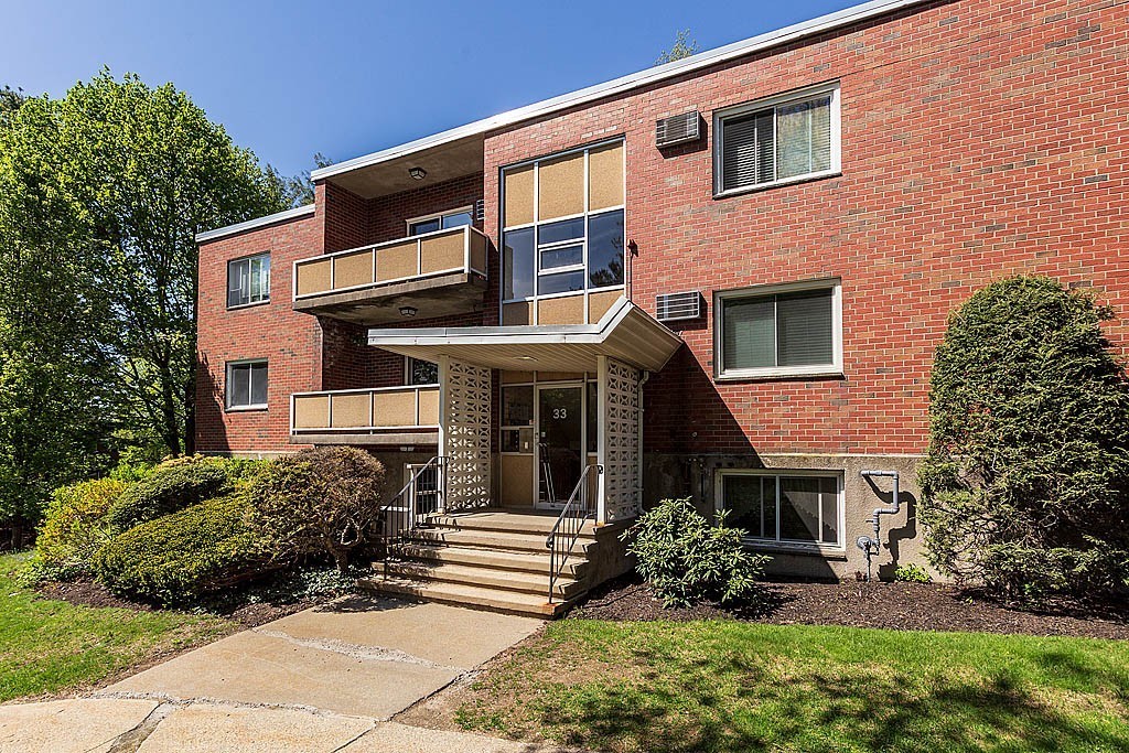 33 Jacqueline Road, Unit C Waltham, MA 02452 - Photo 20 of 22 Gallery Image 20