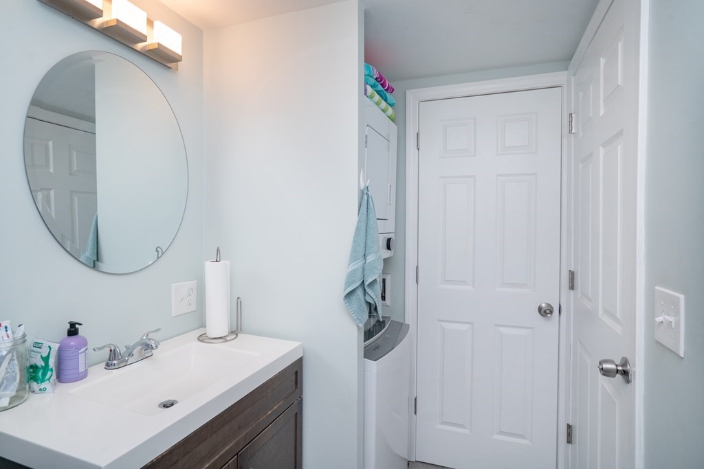 51 Haverhill Road Amesbury, MA 01913 - Photo 21 of 29 Gallery Image 21