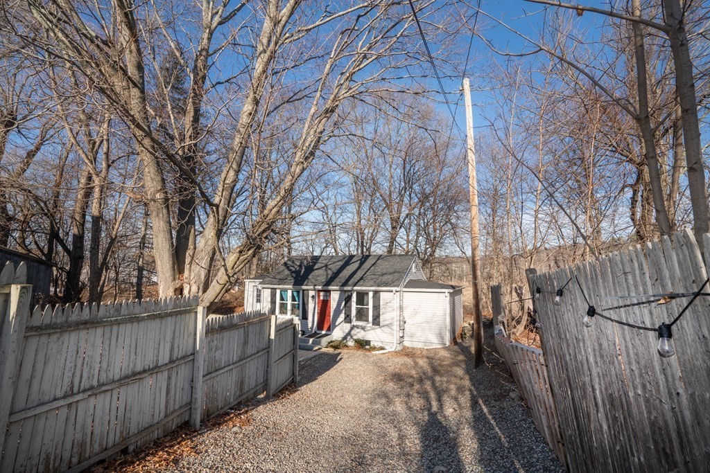 51 Haverhill Road Amesbury, MA 01913 - Photo 28 of 29 Gallery Image 28