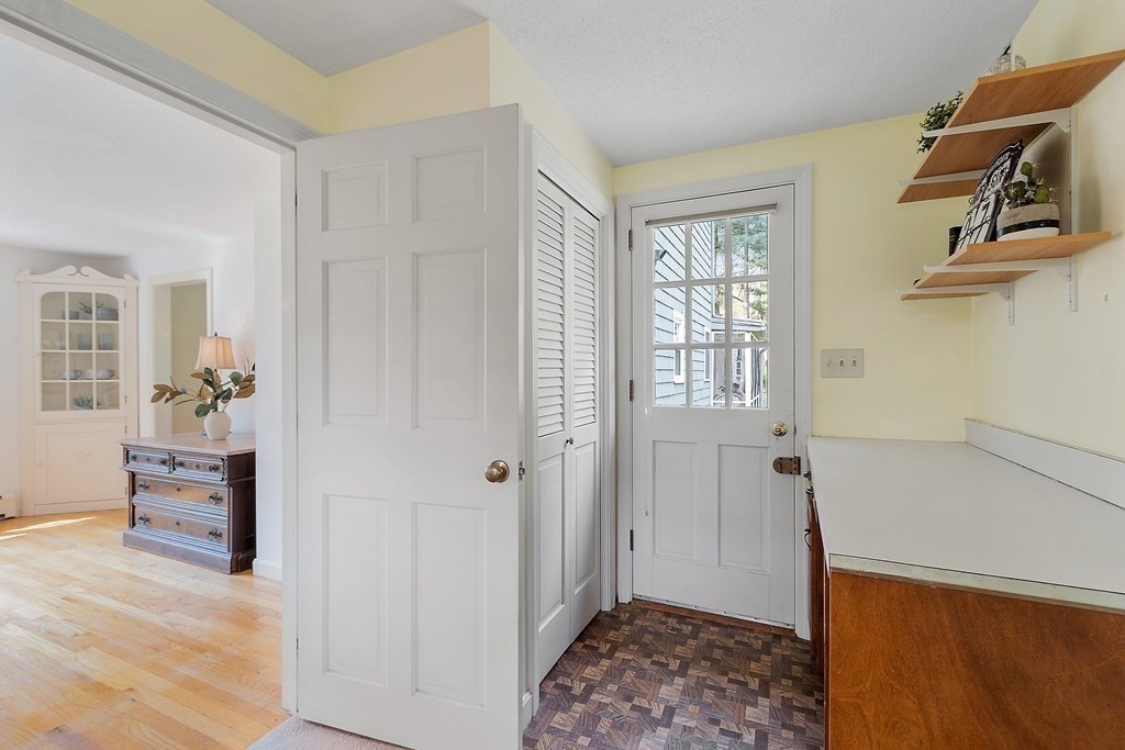 190 High Plain Road Andover, MA 01810 - Photo 18 of 42 Gallery Image 18