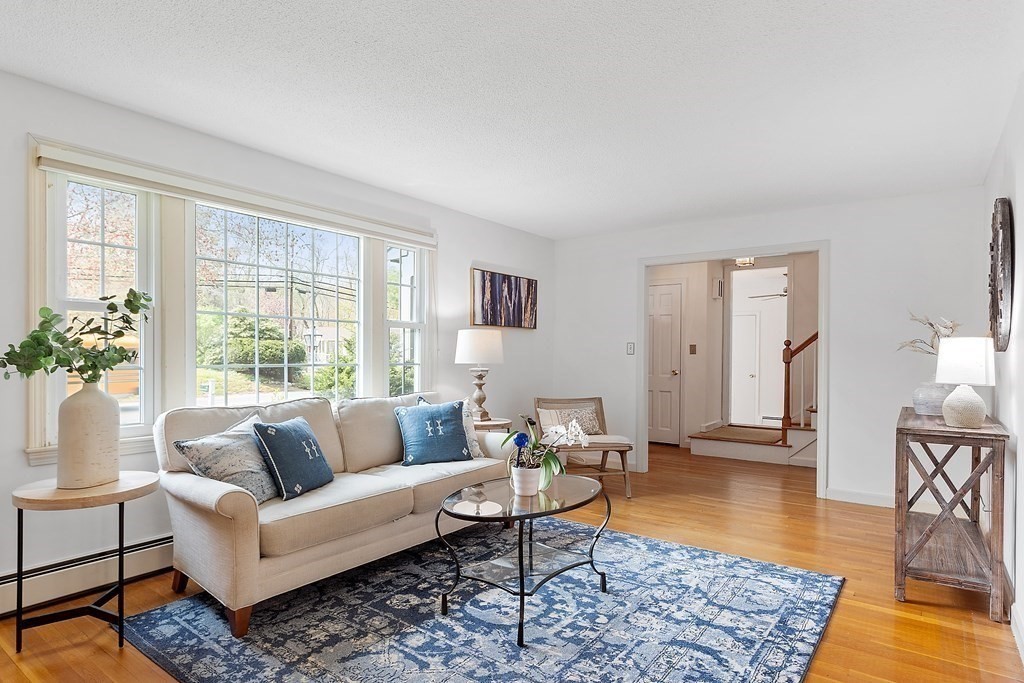190 High Plain Road Andover, MA 01810 - Photo 5 of 42 Gallery Image 5