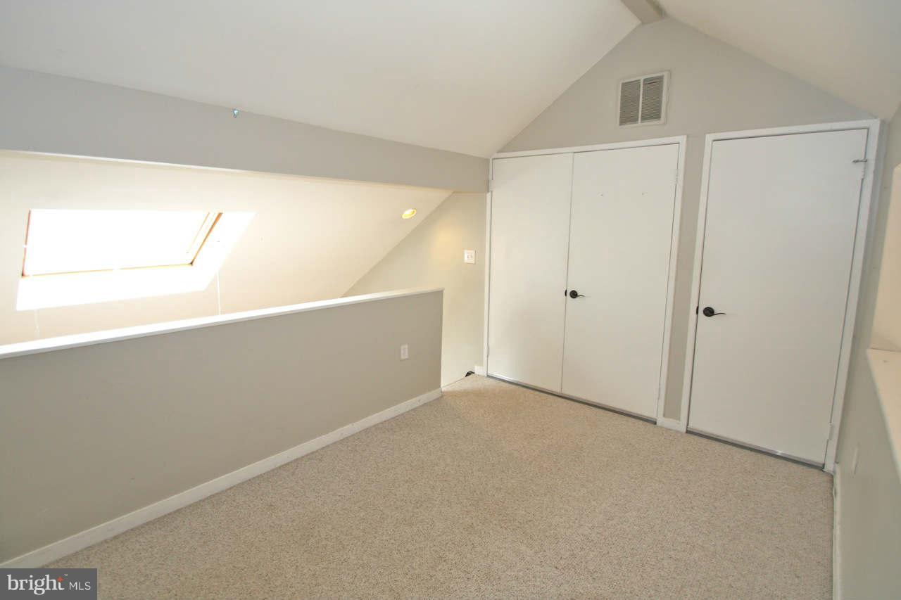 1810 Kalorama Road Northwest, Unit B4 Washington, DC 20009 - Photo 21 of 29 Interior (General)