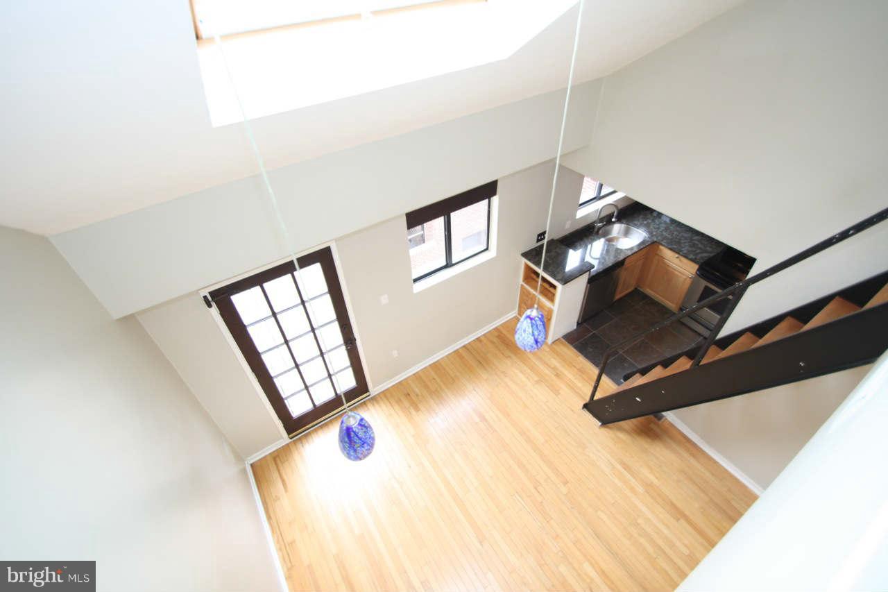 1810 Kalorama Road Northwest, Unit B4 Washington, DC 20009 - Photo 7 of 29 Interior (General)