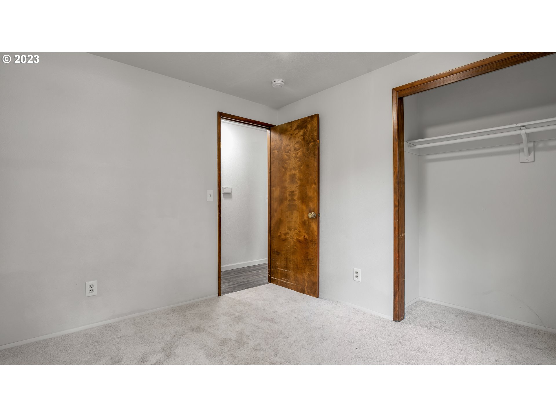 13217 Southeast Foster Road Portland, OR 97236 - Photo 20 of 25 Gallery Image 20