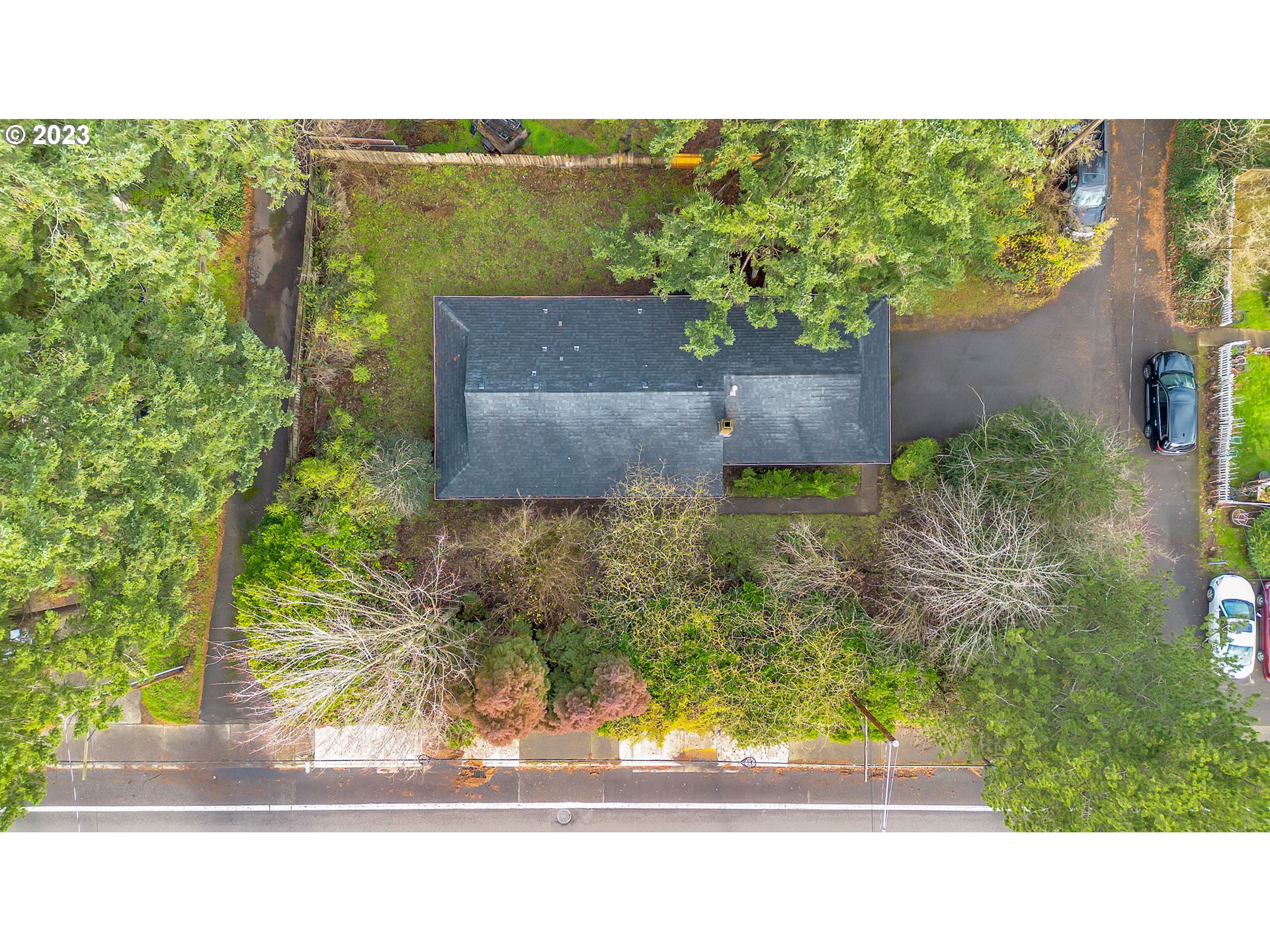 13217 Southeast Foster Road Portland, OR 97236 - Photo 2 of 25 Gallery Image 2
