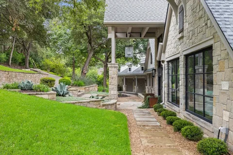 $6,970,000 | 1421 Circle Ridge Drive, West Lake Hills, TX 78746