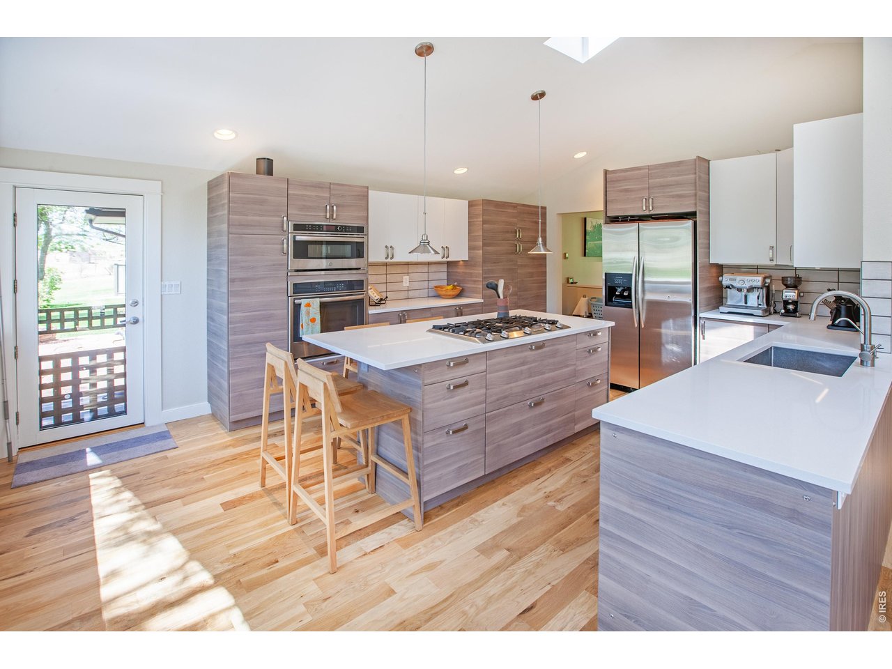 6152 Hygiene Road Longmont, CO 80503 - Photo 8 of 40 Open Kitchen with Back yard access