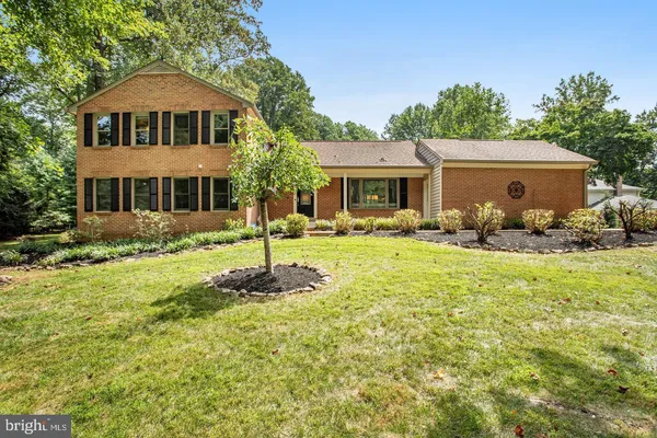 $5,500 | 931 Welham Green Road, Great Falls, VA 22066