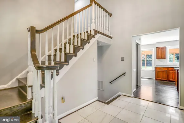 $5,500 | 931 Welham Green Road, Great Falls, VA 22066