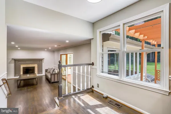 $5,500 | 931 Welham Green Road, Great Falls, VA 22066