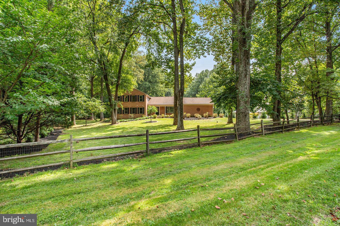 931 Welham Green Road Great Falls, VA 22066 - Photo 3 of 75