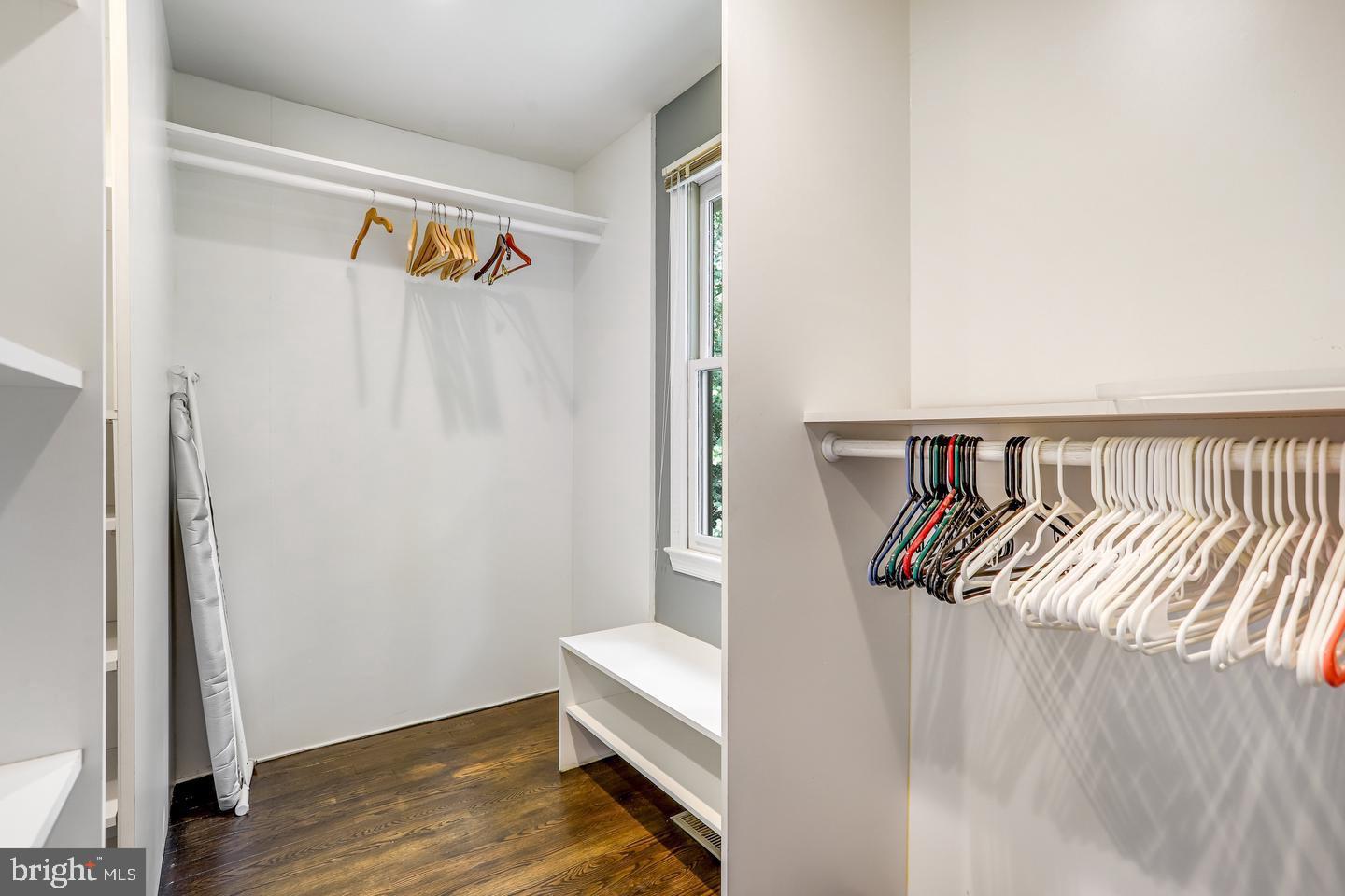 931 Welham Green Road Great Falls, VA 22066 - Photo 38 of 75