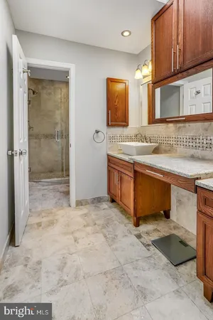 $5,500 | 931 Welham Green Road, Great Falls, VA 22066