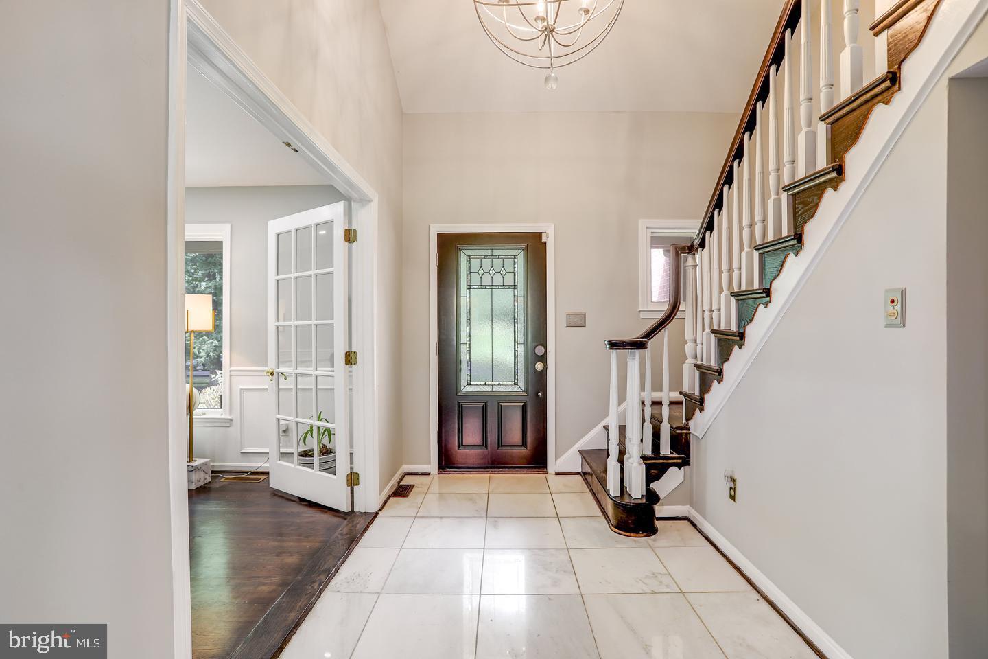 931 Welham Green Road Great Falls, VA 22066 - Photo 5 of 75