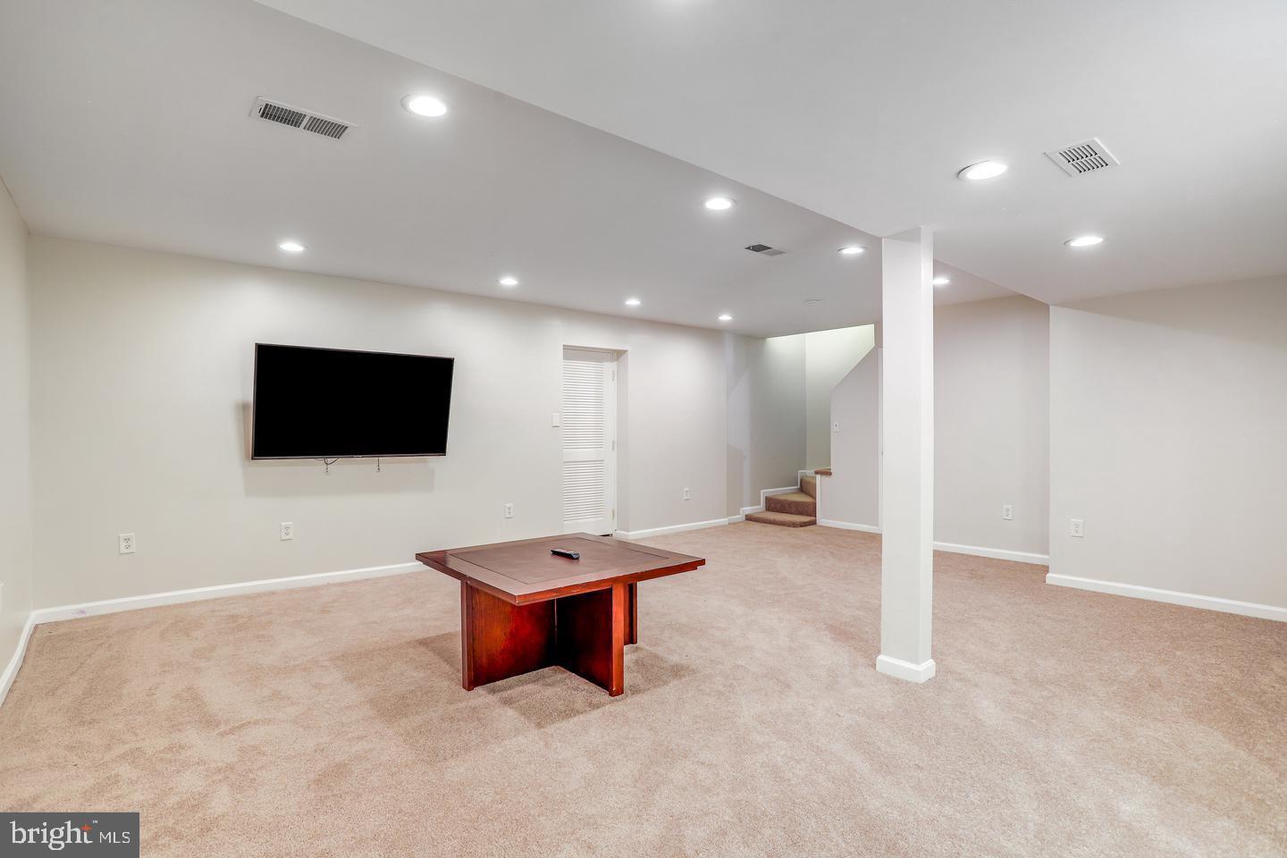 931 Welham Green Road Great Falls, VA 22066 - Photo 53 of 75