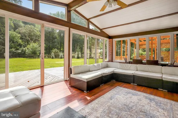 $5,500 | 931 Welham Green Road, Great Falls, VA 22066