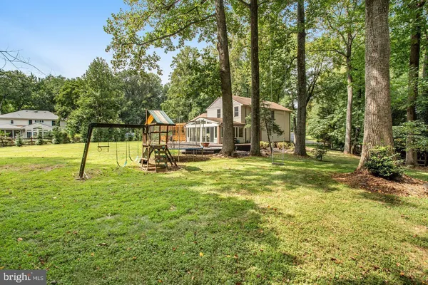 $5,500 | 931 Welham Green Road, Great Falls, VA 22066