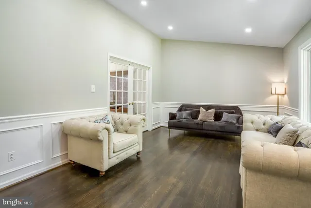 $5,300 | 931 Welham Green Road, Great Falls, VA 22066