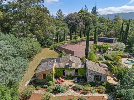 a view of a house