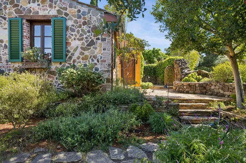$14,900,000 | 600 Moore Road, Woodside, CA 94062