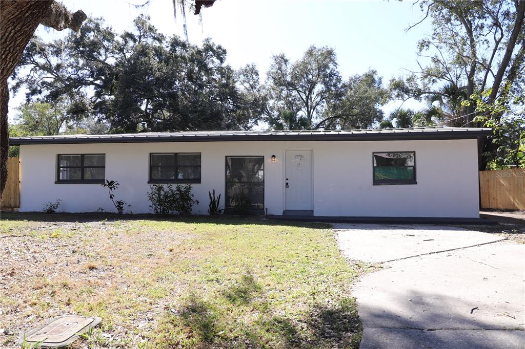305 Lime Tree Road Tampa, FL 33619 - Photo 1 of 1 Gallery Image 1