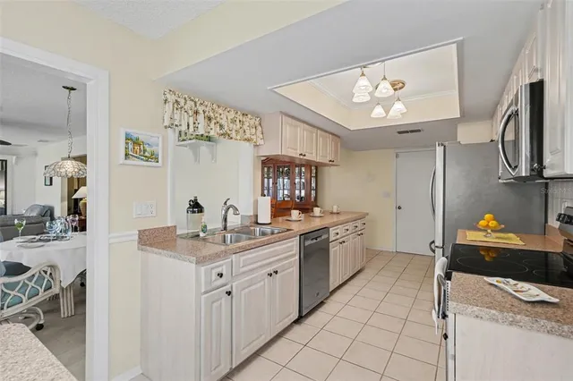 $420,000 | 3529 Oak Lake Drive, Palm Harbor, FL 34684