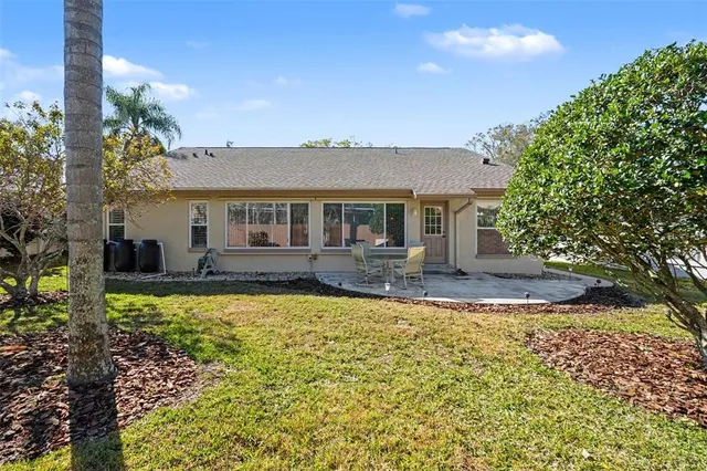 $420,000 | 3529 Oak Lake Drive, Palm Harbor, FL 34684