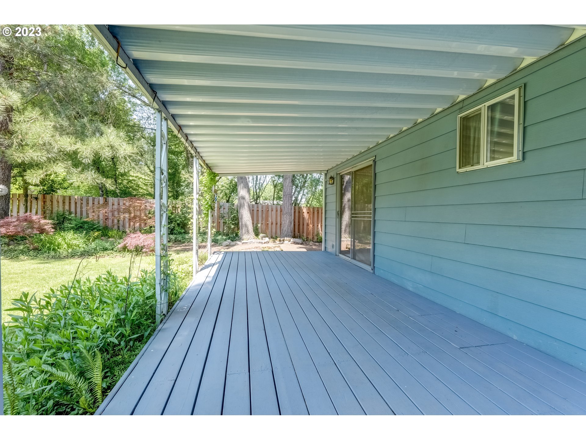 18340 Southwest Rosa Road Beaverton, OR 97078 - Photo 35 of 41 Deck