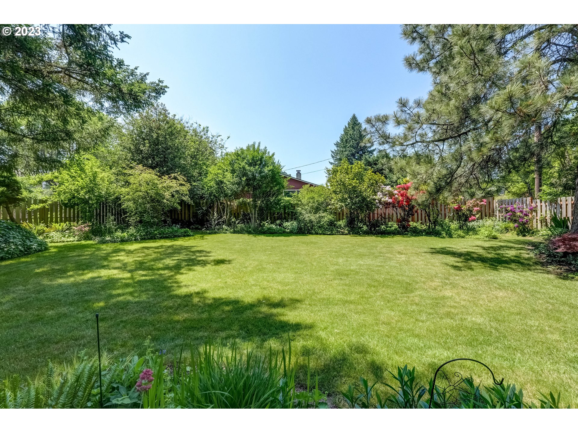 18340 Southwest Rosa Road Beaverton, OR 97078 - Photo 38 of 41 Backyard