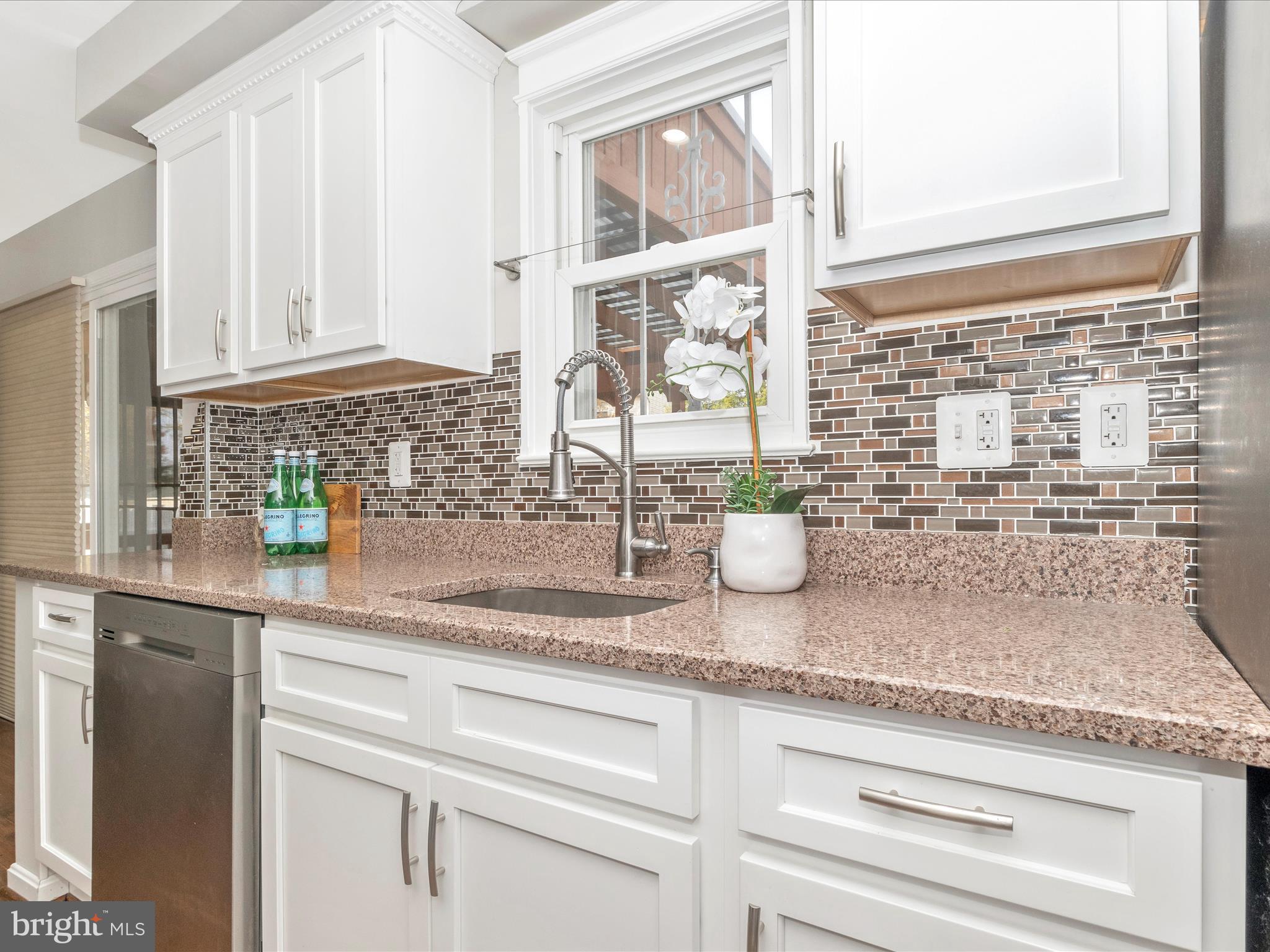 9009 Loughran Road Fort Washington, MD 20744 - Photo 7 of 57 Kitchen