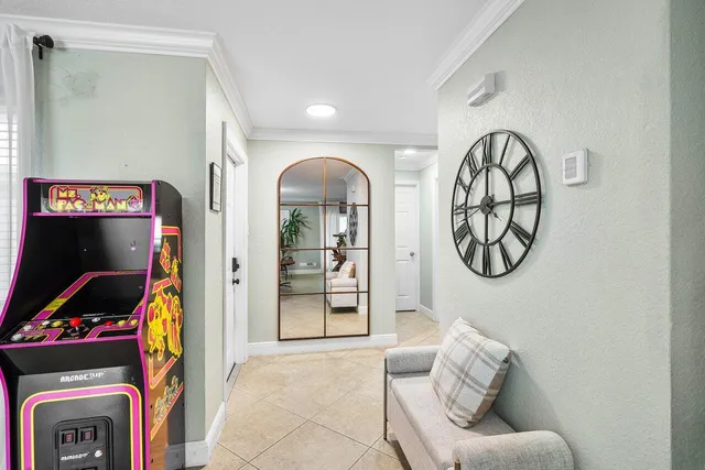 a view of living room washer and dryer