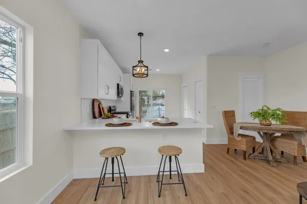 $1,199,000 | 2102 South Church Street, Georgetown, TX 78626