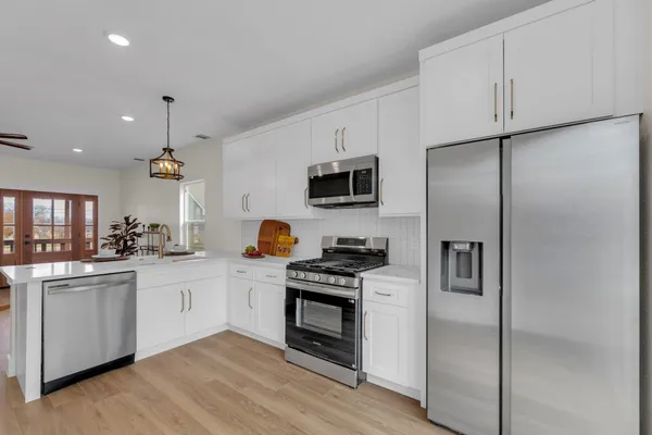 $1,199,000 | 2102 South Church Street, Georgetown, TX 78626