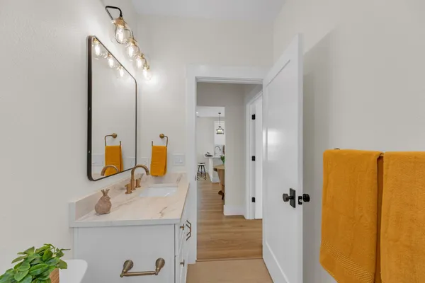 $1,199,000 | 2102 South Church Street, Georgetown, TX 78626