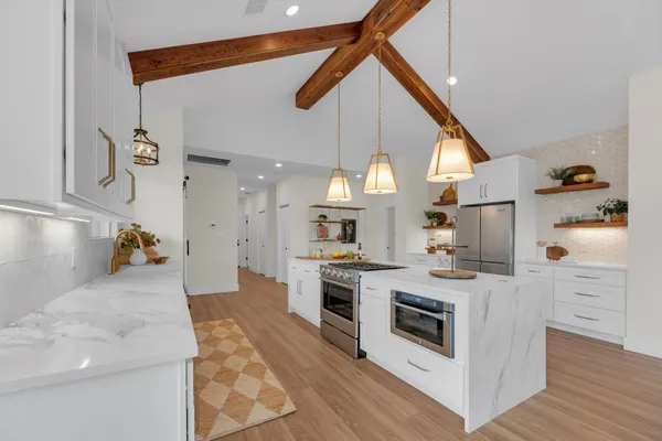 $1,199,000 | 2102 South Church Street, Georgetown, TX 78626