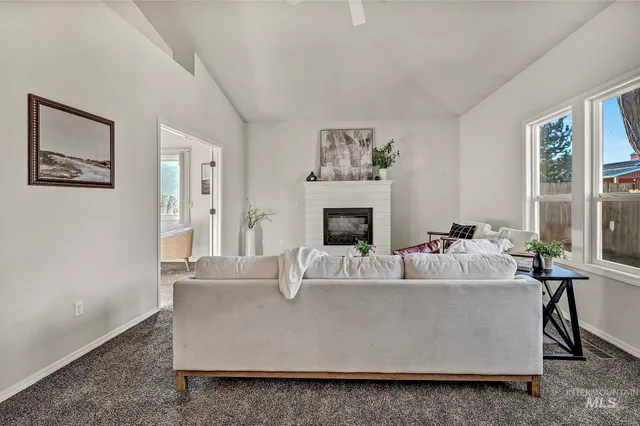 $538,888 | 6201 North Fountain Lane, Garden City, ID 83714