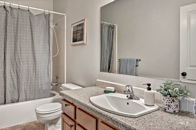 $538,888 | 6201 North Fountain Lane, Garden City, ID 83714