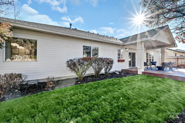 $538,888 | 6201 North Fountain Lane, Garden City, ID 83714