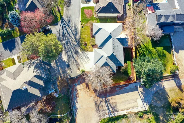 $538,888 | 6201 North Fountain Lane, Garden City, ID 83714