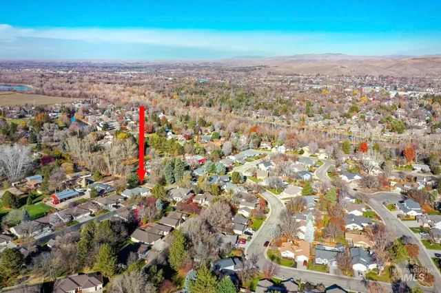 $538,888 | 6201 North Fountain Lane, Garden City, ID 83714